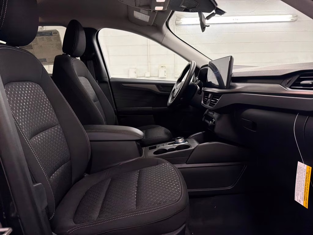 2026 AGATE BLACK Ford Escape Active FWD SUV