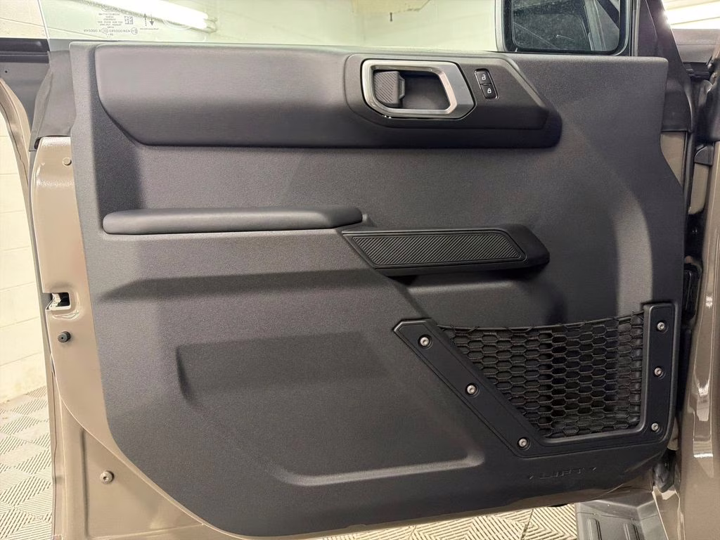 2025 MARSH GRAY Ford Bronco Outer Banks 4X4 SUV