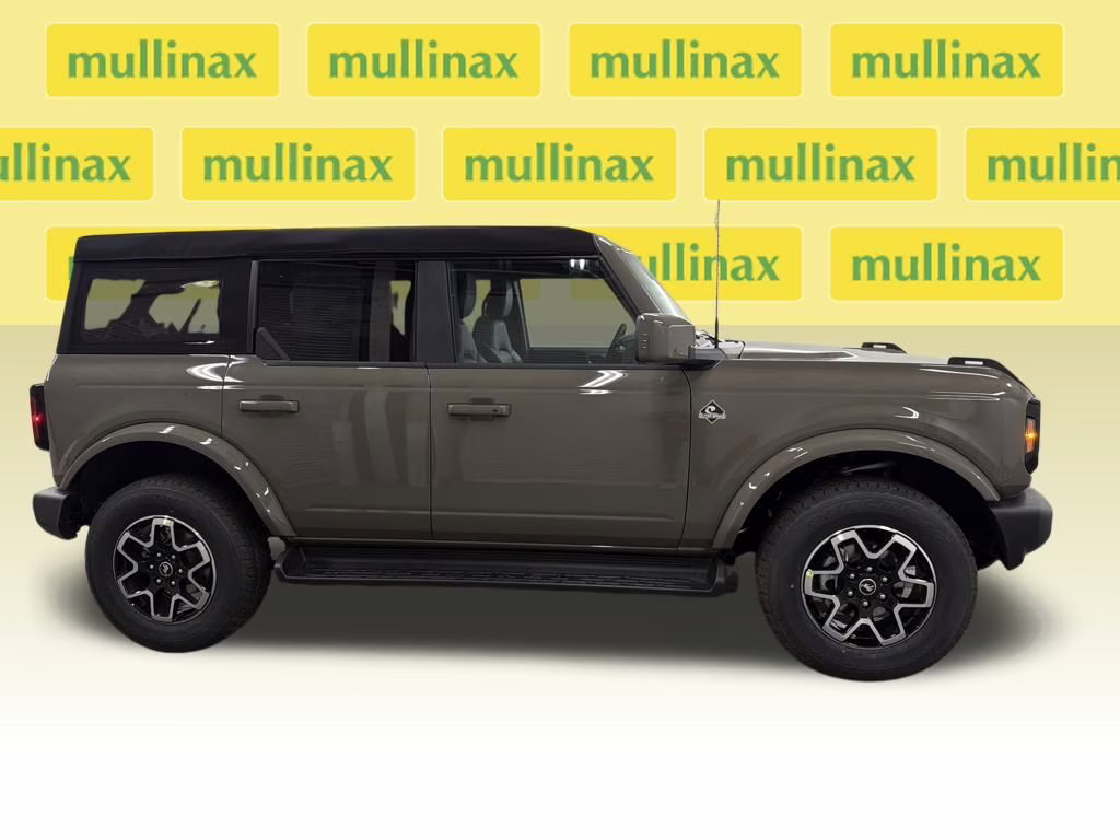 2025 MARSH GRAY Ford Bronco Outer Banks 4X4 SUV