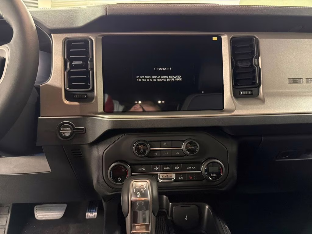 2025 MARSH GRAY Ford Bronco Outer Banks 4X4 SUV