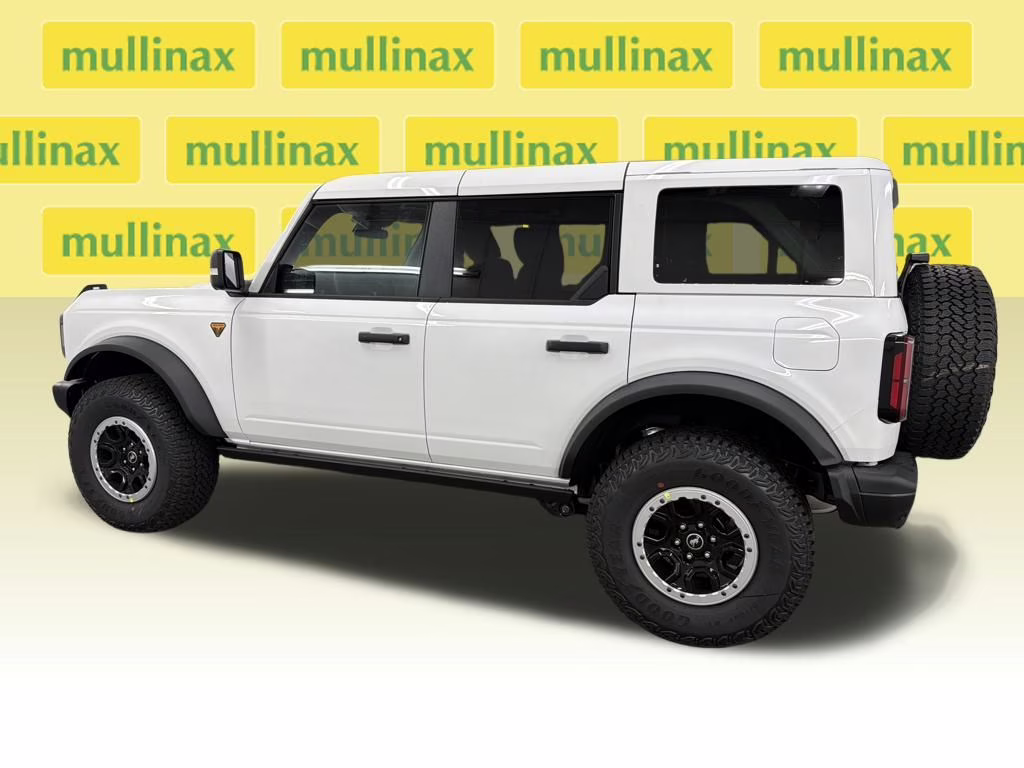2025 OXFORD WHITE Ford Bronco Badlands 4X4 SUV