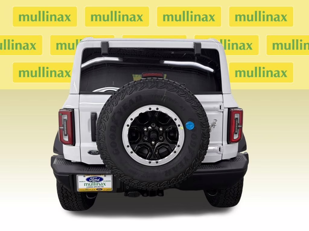 2025 OXFORD WHITE Ford Bronco Badlands 4X4 SUV