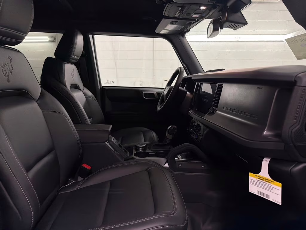 2025 VELOCITY BLUE Ford Bronco Badlands 4X4 SUV