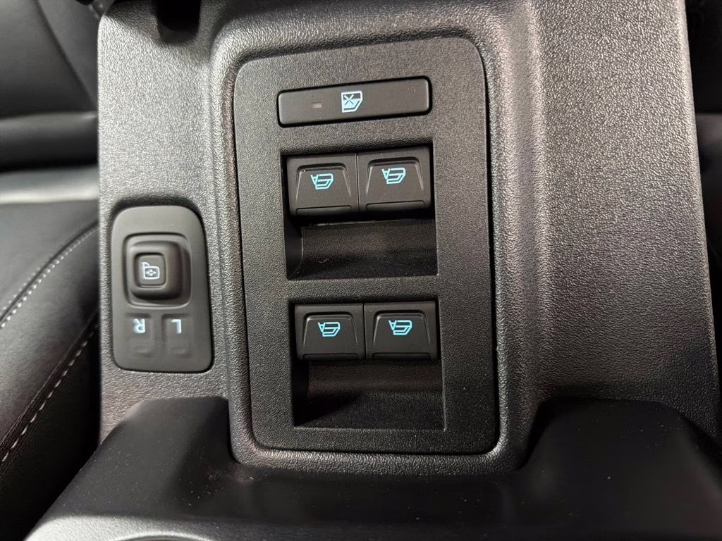 2025 SHADOW BLACK Ford Bronco Badlands 4X4 SUV