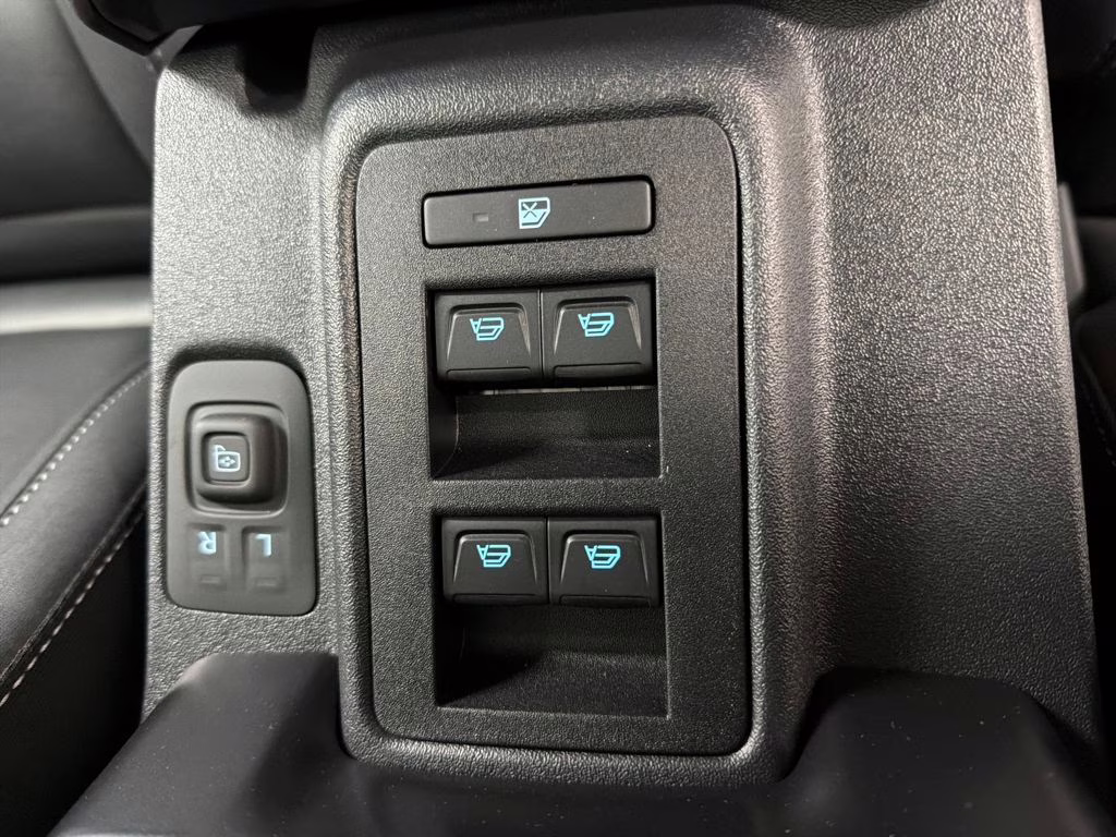 2025 SHADOW BLACK Ford Bronco Badlands 4X4 SUV