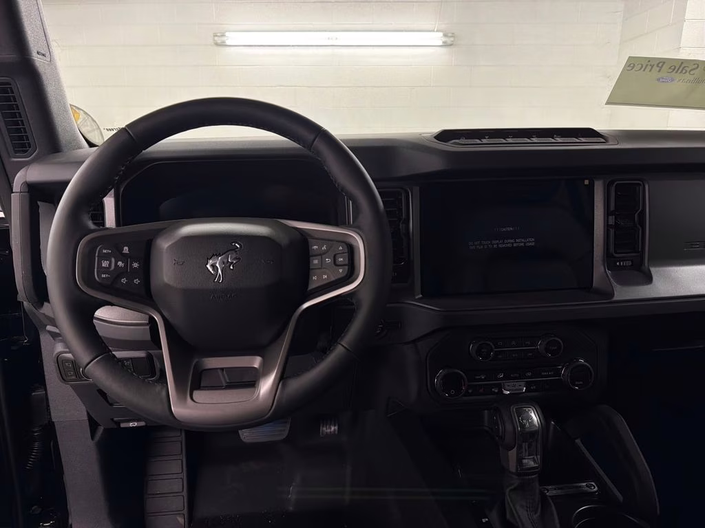 2025 SHADOW BLACK Ford Bronco Badlands 4X4 SUV