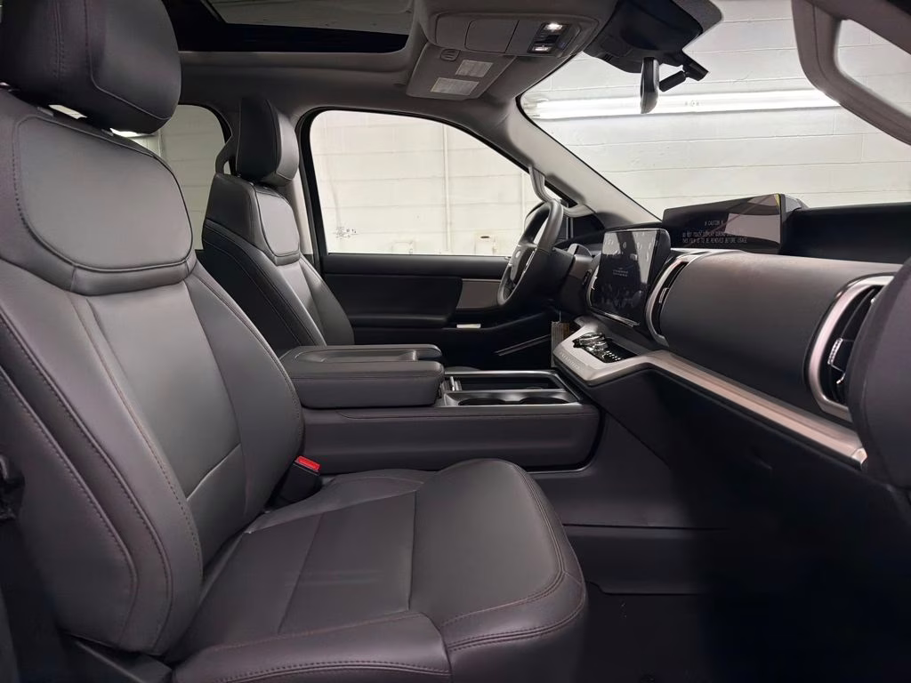 2025 AGATE BLACK Ford Expedition Max Active RWD SUV