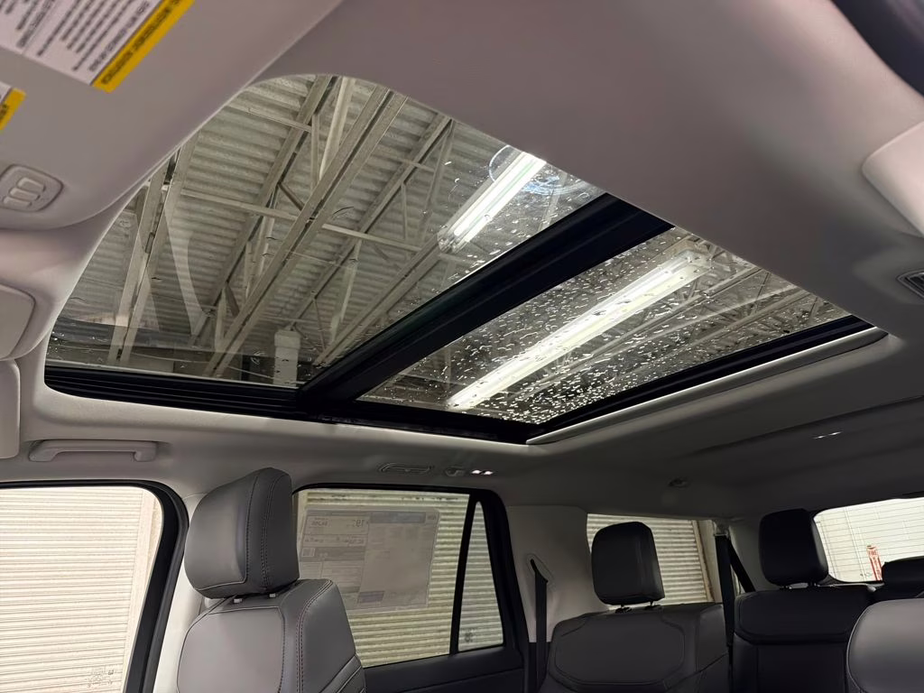 2025 AGATE BLACK Ford Expedition Max Active RWD SUV