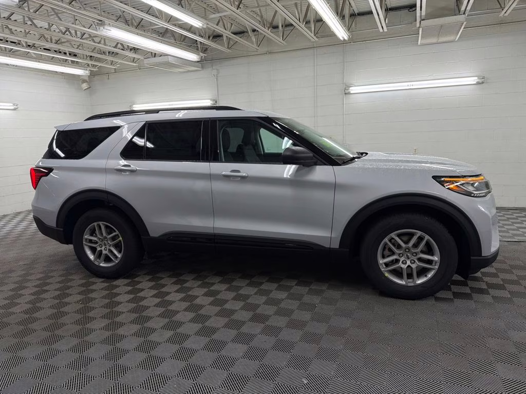 2026 SPACE SILVER Ford Explorer Active RWD SUV