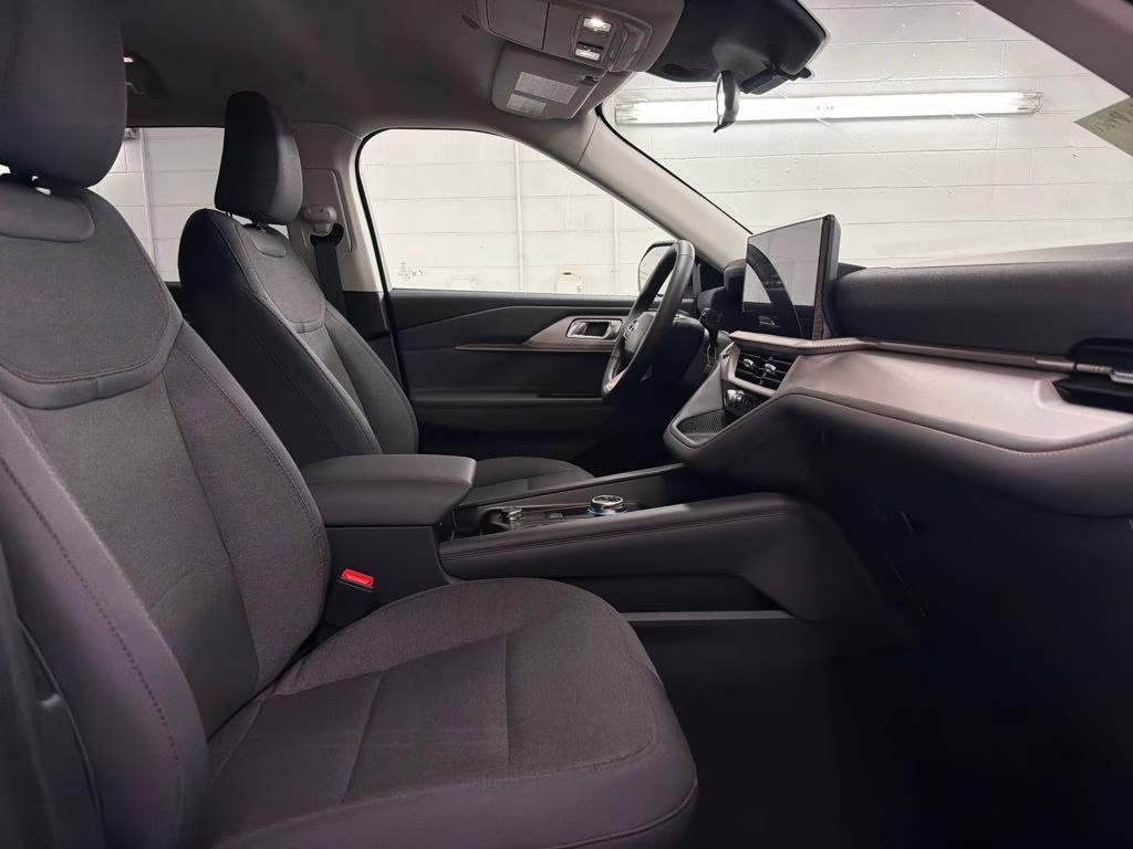 2026 SPACE SILVER Ford Explorer Active RWD SUV