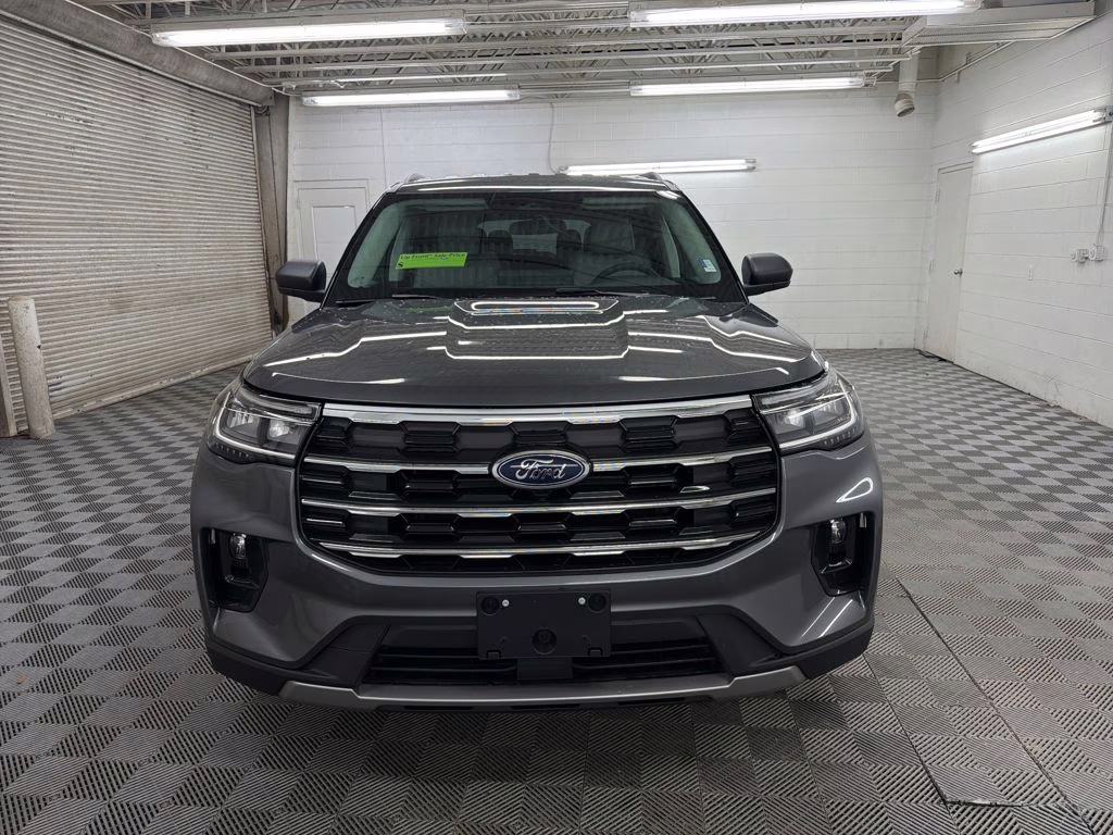 2026 CARBONIZED GRAY Ford Explorer Active RWD SUV