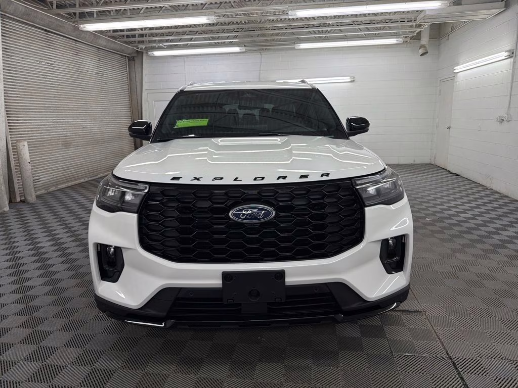 2026 STAR WHITE TRI-COAT Ford Explorer ST-Line RWD SUV