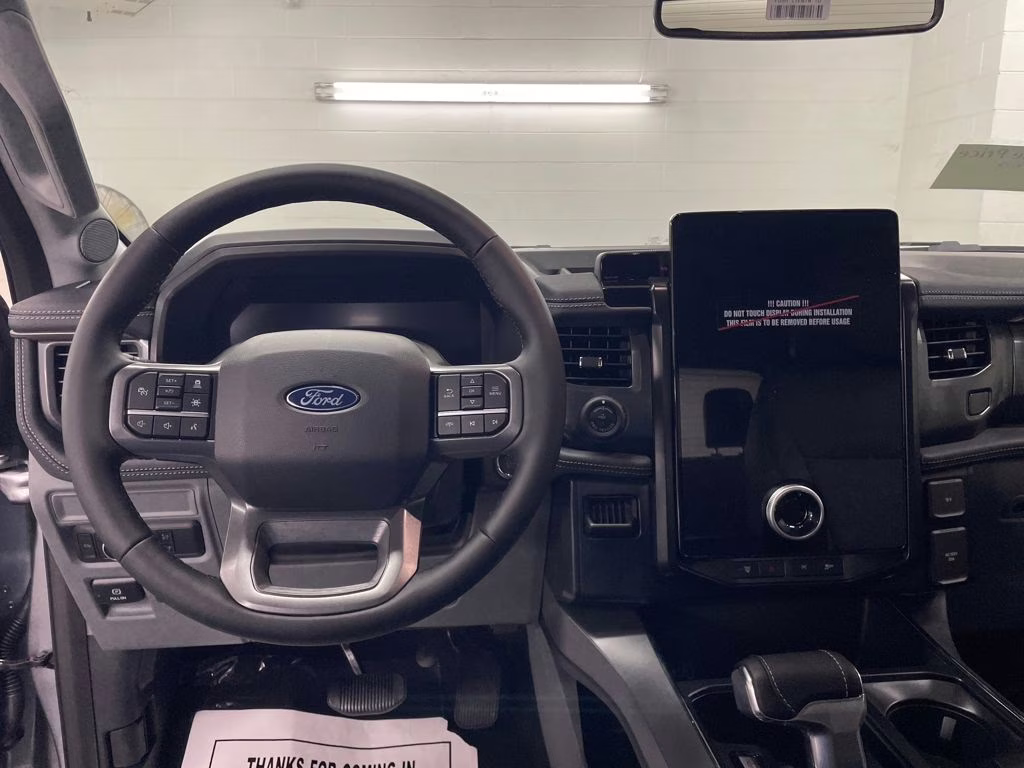 2025 ICONIC SILVER Ford F-150 Lightning Flash AWD Truck