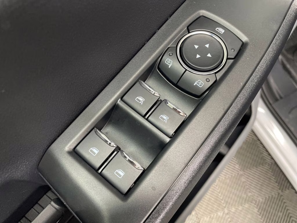 2026 OXFORD WHITE Ford Super Duty F-250 SRW XL RWD Truck