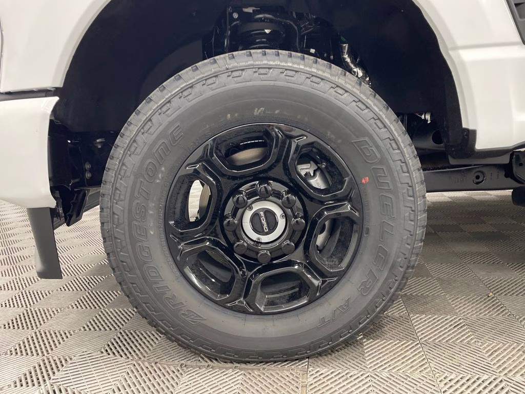 2026 OXFORD WHITE Ford Super Duty F-250 SRW STX 4X4 Truck