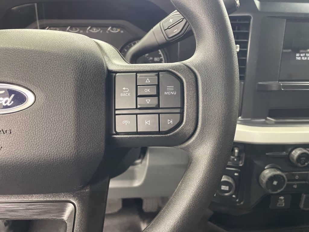 2026 Oxford White Ford Super Duty F-250 SRW XL 4X4 Truck