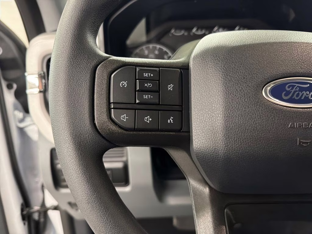 2026 OXFORD WHITE Ford Super Duty F-250 SRW XLT 4X4 Truck