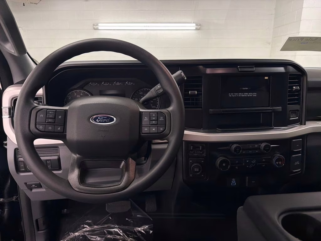 2026 AGATE BLACK Ford Super Duty F-250 SRW XLT 4X4 Truck