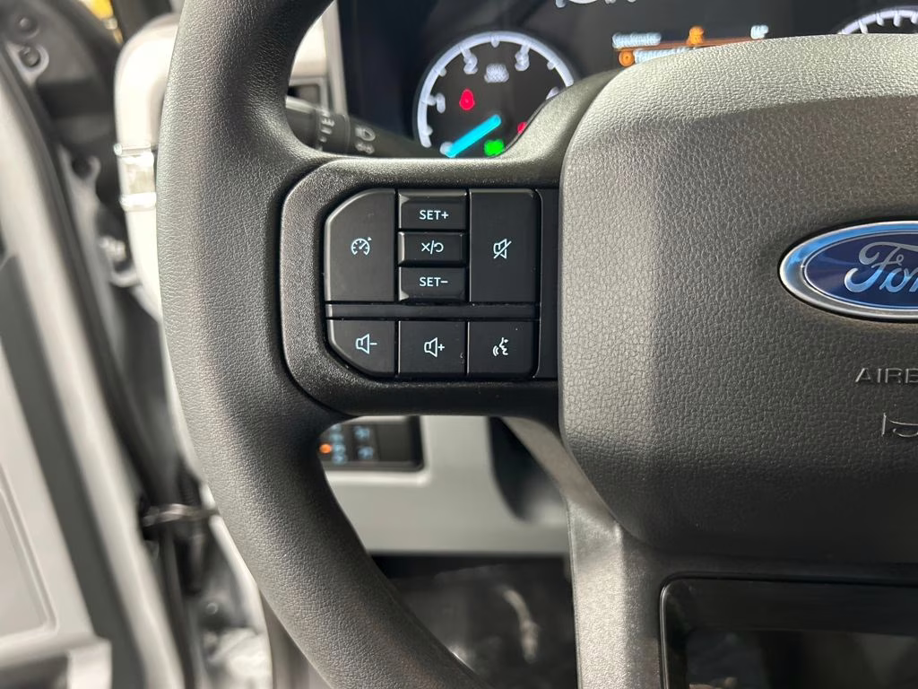 2026 AVALANCHE Ford Super Duty F-250 SRW STX 4X4 Truck