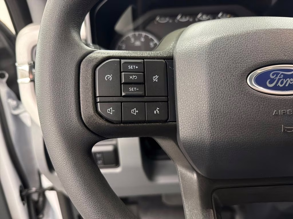 2026 Oxford White Ford Super Duty F-250 SRW XL 4X4 Truck