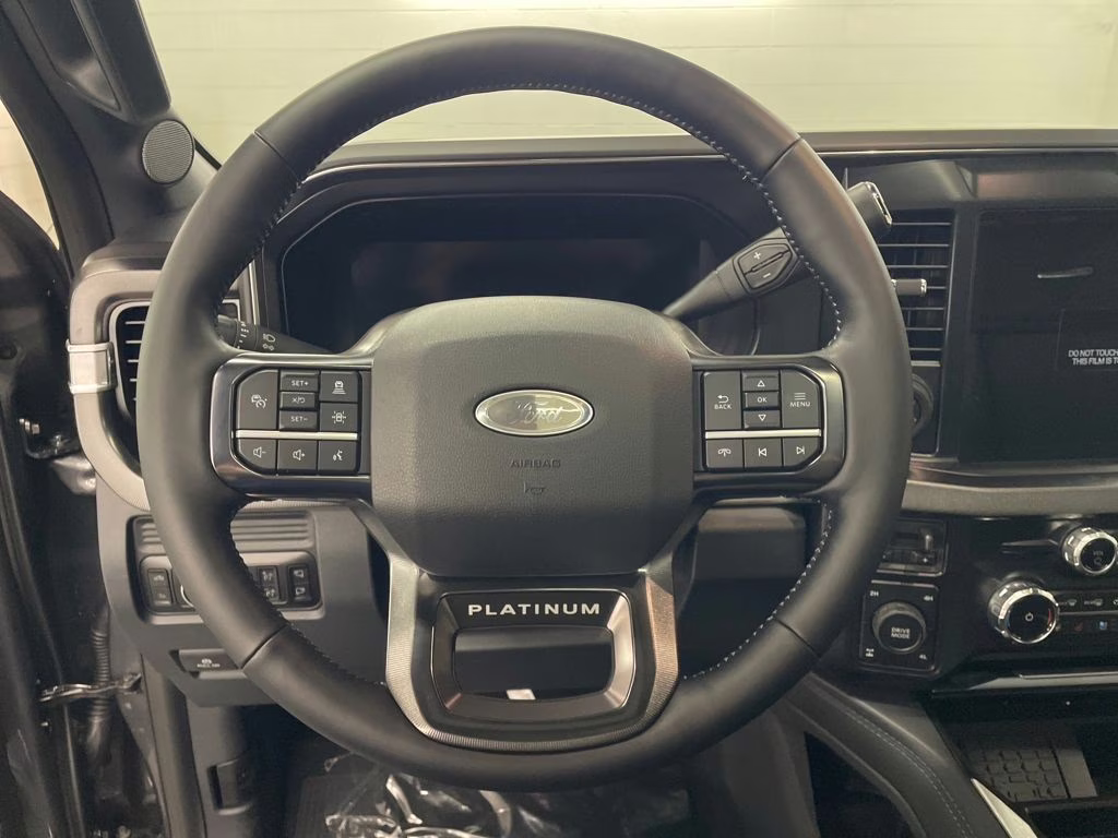 2026 CARBONIZED GRAY Ford Super Duty F-250 SRW Platinum 4X4 Truck