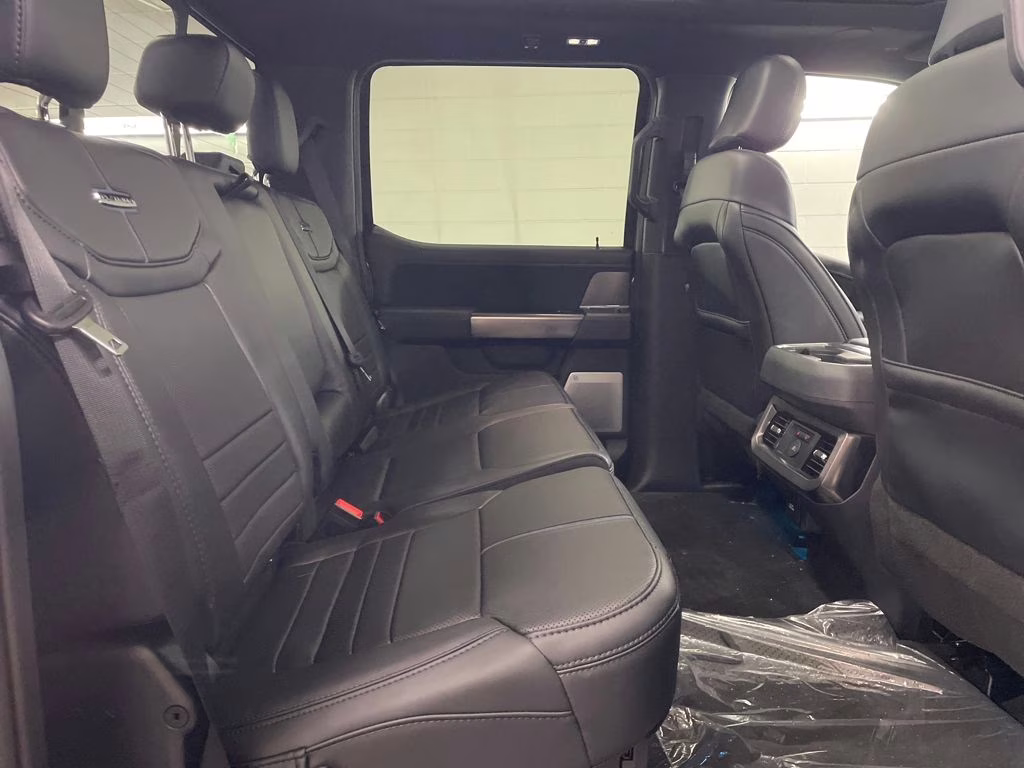 2026 CARBONIZED GRAY Ford Super Duty F-250 SRW Platinum 4X4 Truck