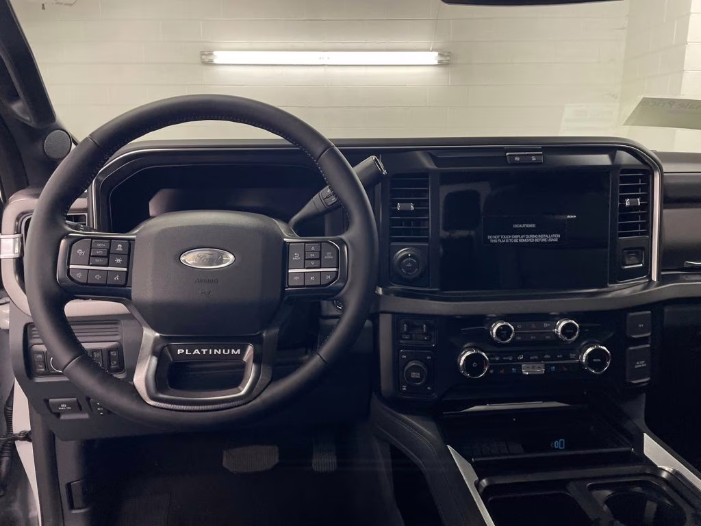 2026 AVALANCHE Ford Super Duty F-250 SRW Platinum 4X4 Truck