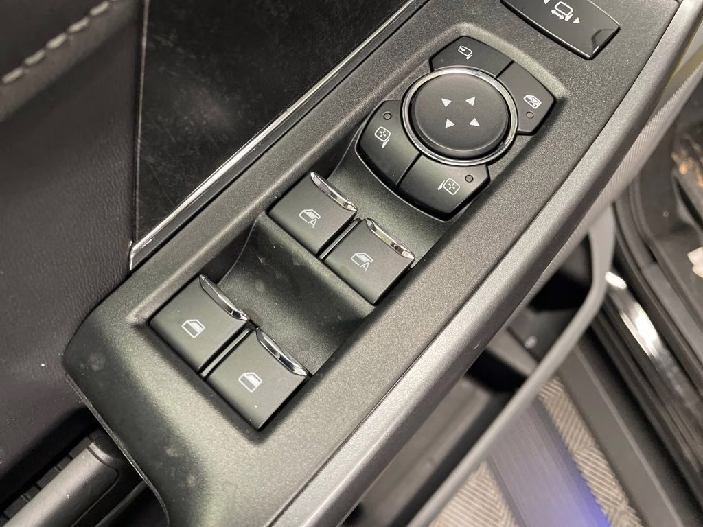 2026 AGATE BLACK Ford Super Duty F-250 SRW XLT Rocky Ridge 4X4 Truck