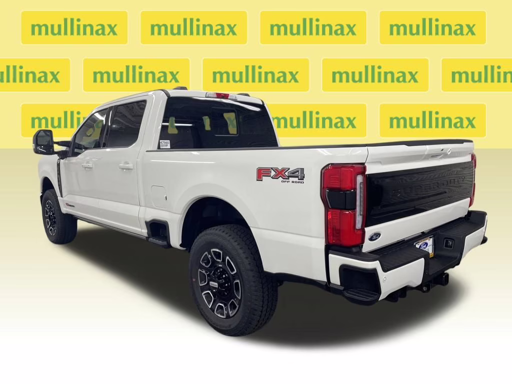 2026 STAR WHITE Ford Super Duty F-350 SRW Platinum 4X4 Truck