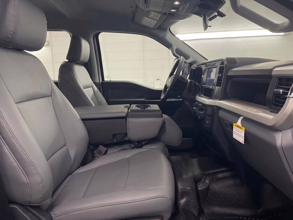 2026 OXFORD WHITE Ford Super Duty F-350 SRW XL 4X4 Truck