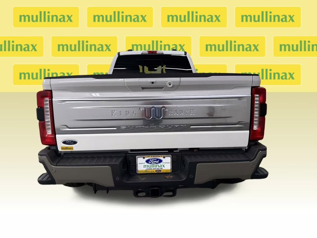 2026 STAR WHITE Ford Super Duty F-350 DRW King Ranch 4X4 Truck