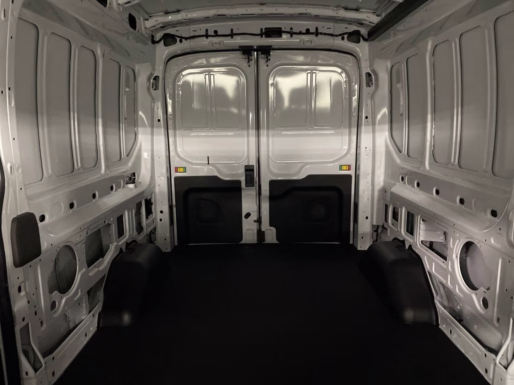 2026 OXFORD WHITE Ford Transit-250 XL RWD Van