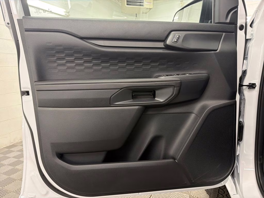 2025 OXFORD WHITE Ford Ranger STX RWD Truck