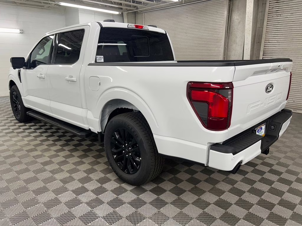 2025 OXFORD WHITE Ford F-150 XLT RWD Truck