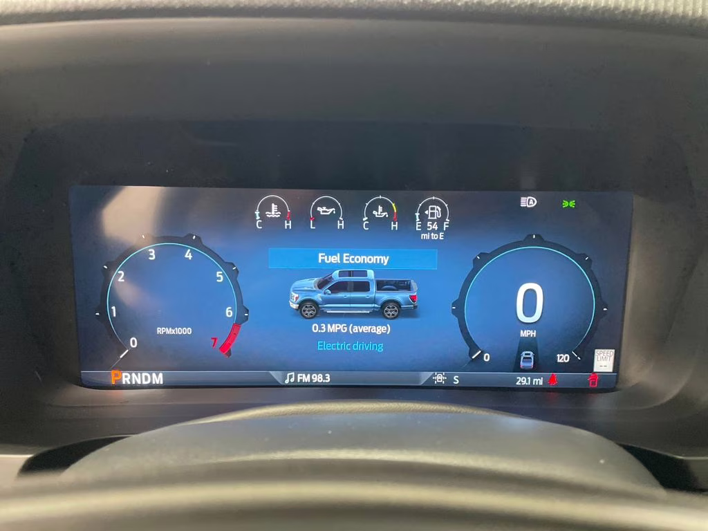 2025 ICONIC SILVER Ford F-150 XLT 4X4 Truck