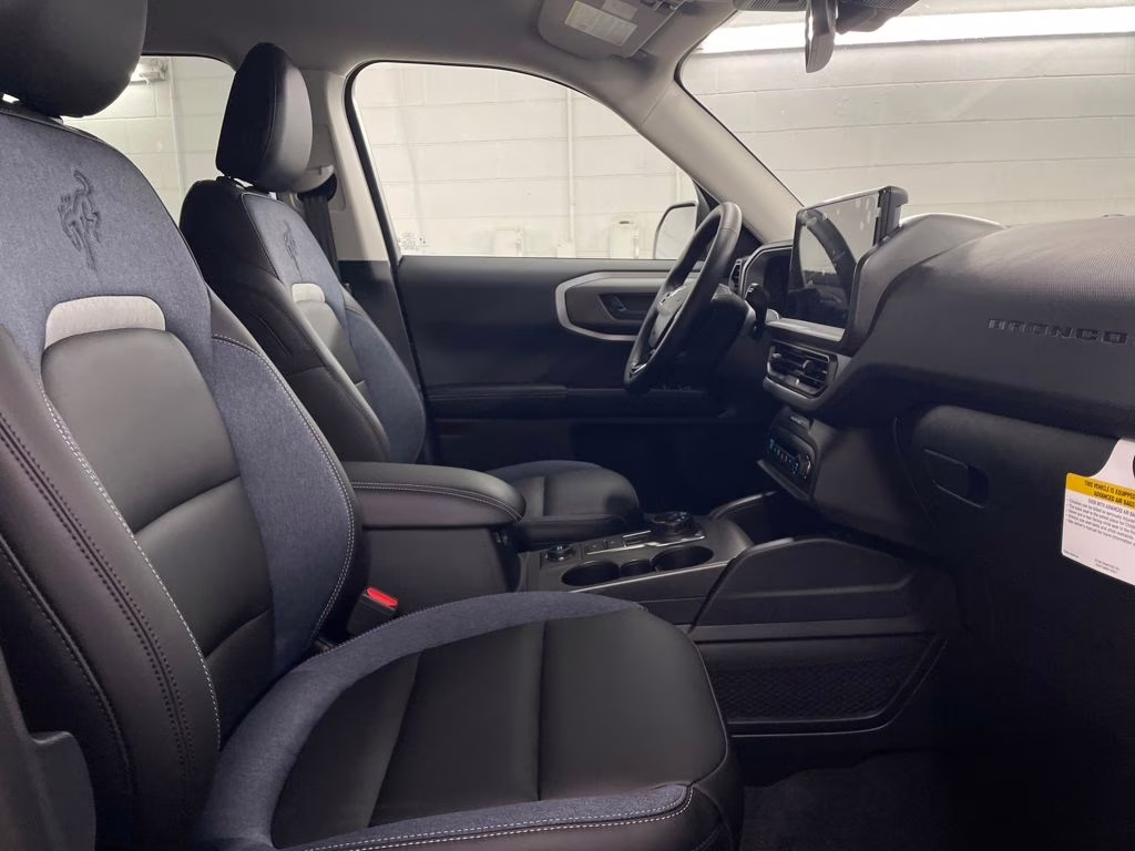 2025 ERUPTION GREEN Ford Bronco Sport Outer Banks 4X4 SUV