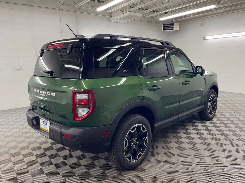 2025 ERUPTION GREEN Ford Bronco Sport Outer Banks 4X4 SUV