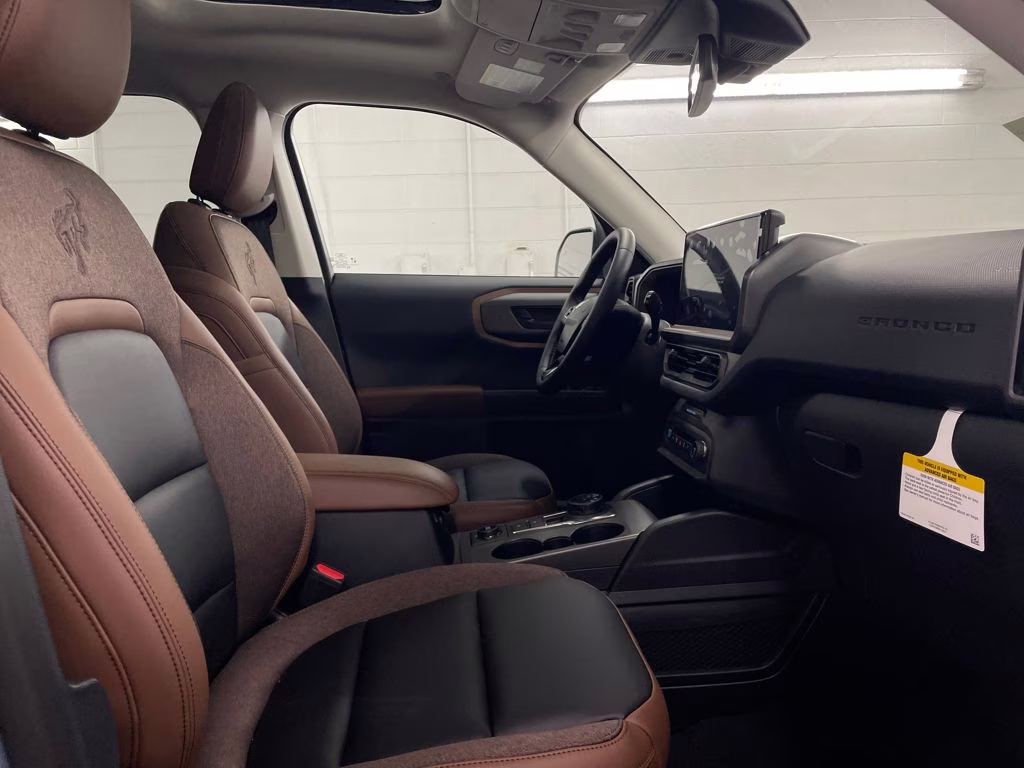 2025 AZURE GRAY TRI-COAT Ford Bronco Sport Outer Banks 4X4 SUV