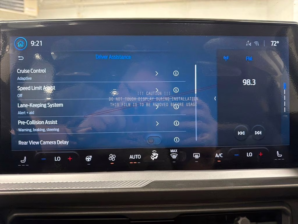 2025 OXFORD WHITE Ford Bronco Sport Outer Banks 4X4 SUV