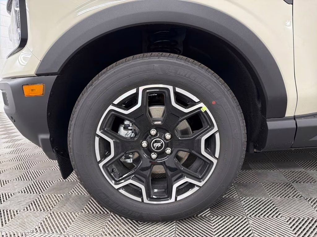 2025 Beige Ford Bronco Sport Outer Banks 4X4 SUV