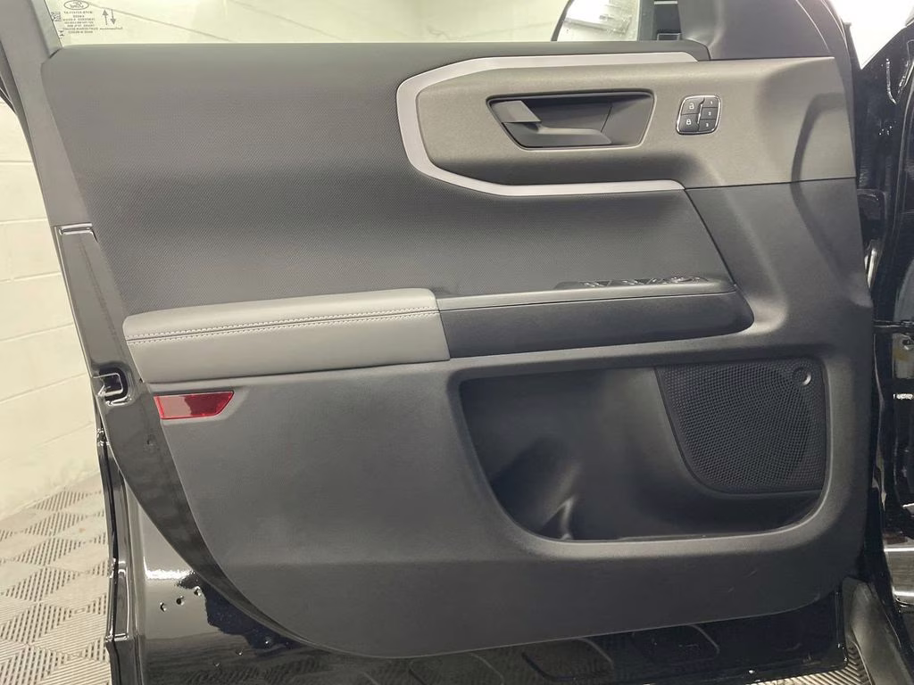 2025 SHADOW BLACK Ford Bronco Sport Badlands 4X4 SUV