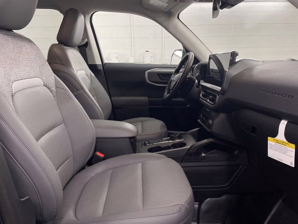 2025 SHADOW BLACK Ford Bronco Sport Badlands 4X4 SUV