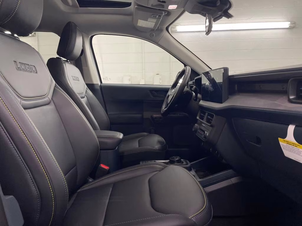 2025 OXFORD WHITE Ford Maverick Lobo High AWD Truck