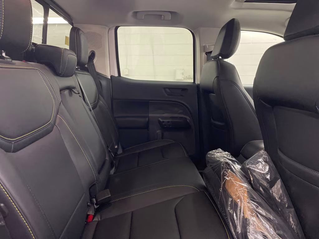 2025 OXFORD WHITE Ford Maverick Lobo High AWD Truck