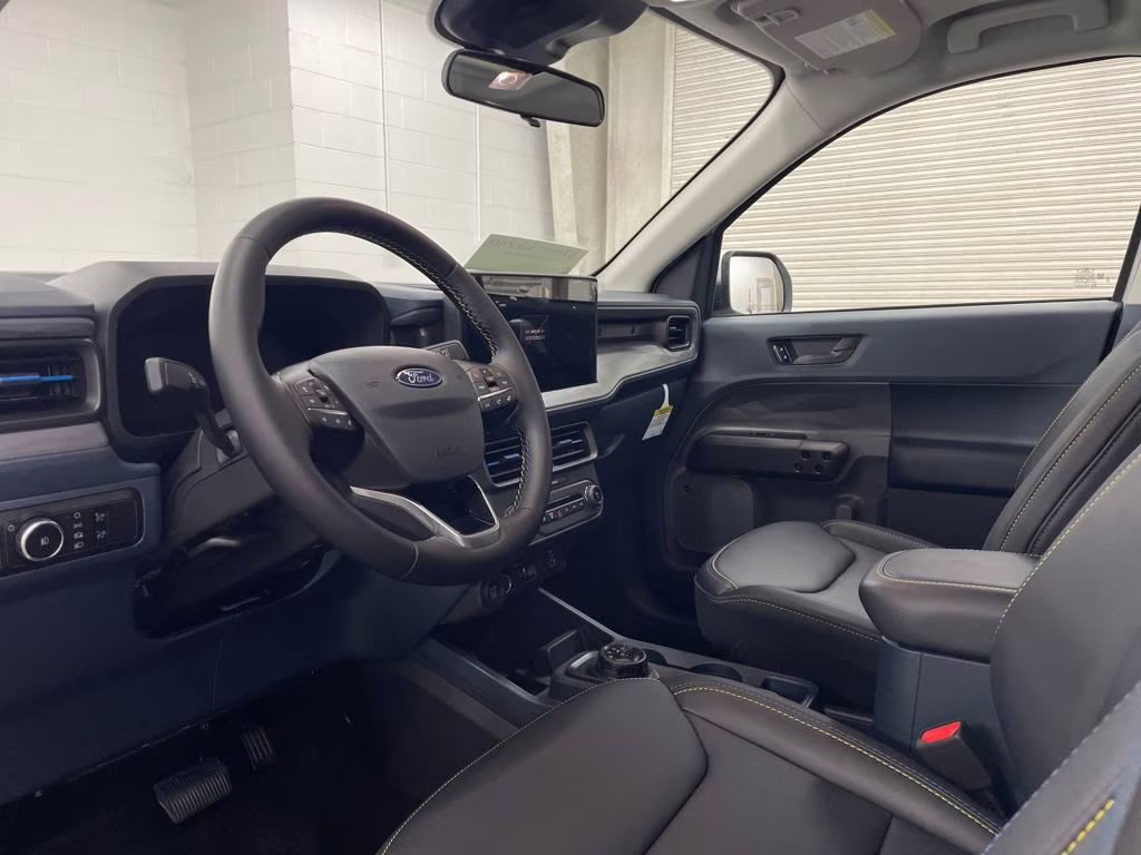 2025 OXFORD WHITE Ford Maverick Lobo High AWD Truck