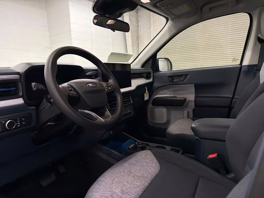 2025 SPACE WHITE Ford Maverick XLT FWD Truck