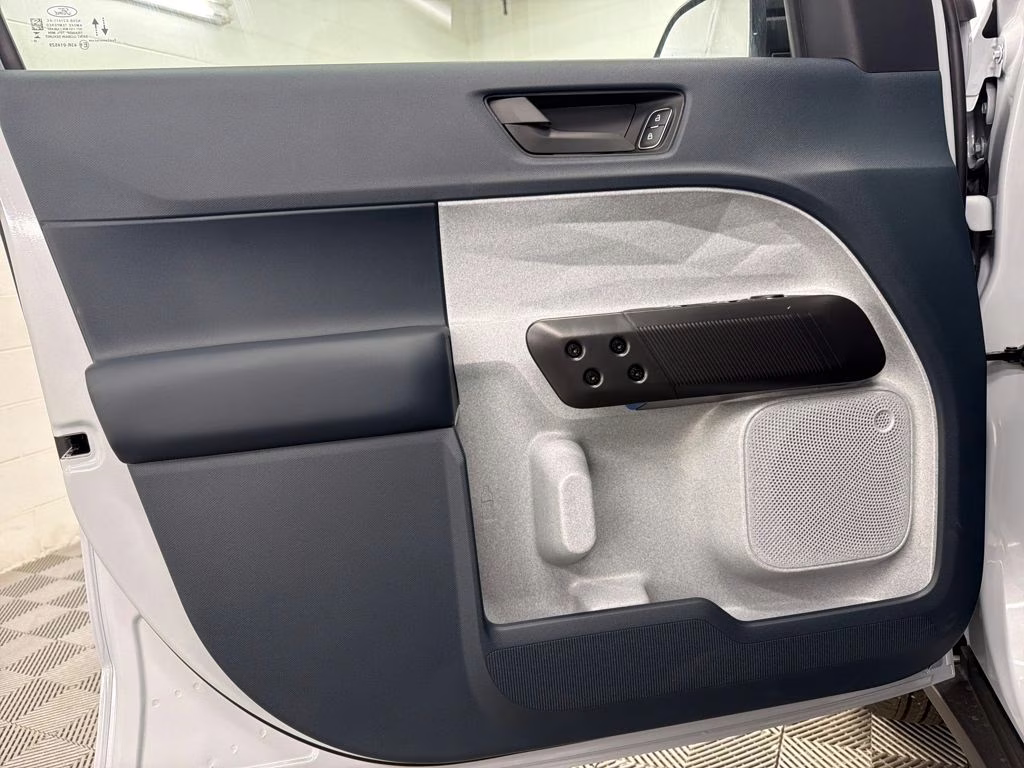 2026 SPACE WHITE Ford Maverick XLT AWD Truck