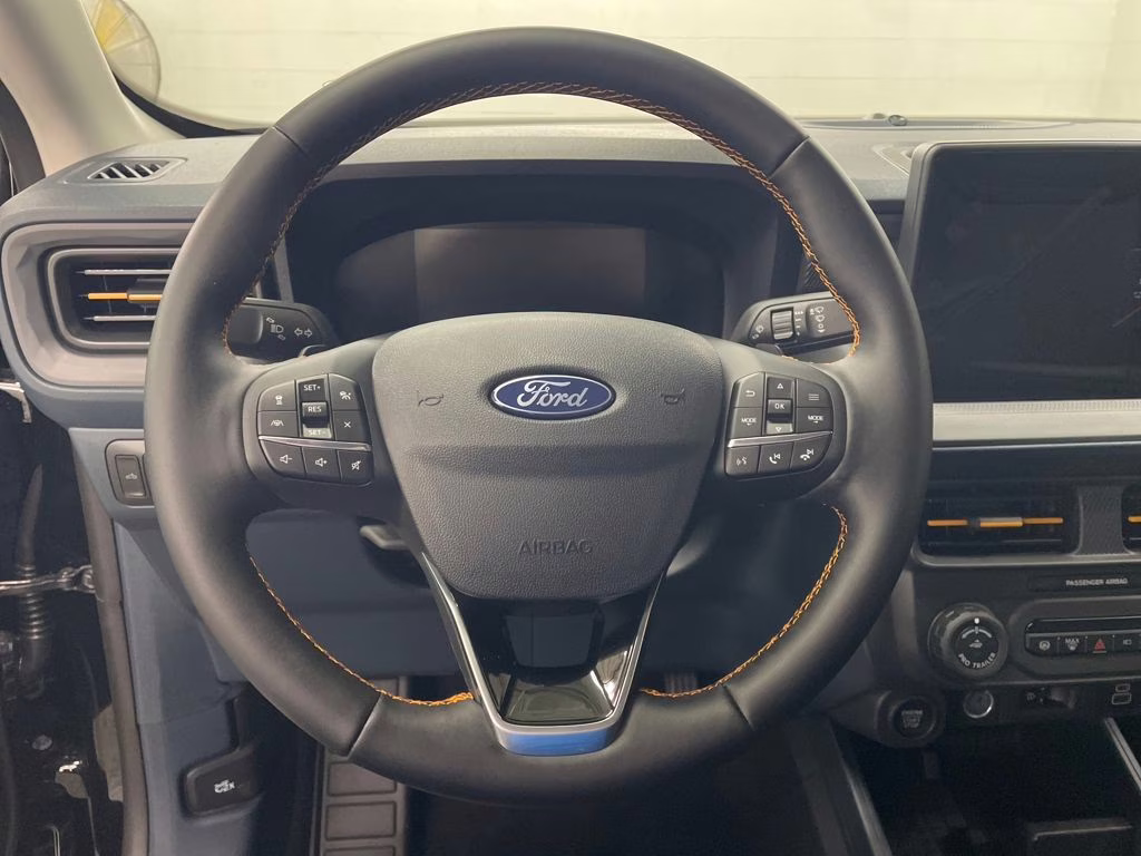 2025 SHADOW BLACK Ford Maverick Tremor AWD Truck