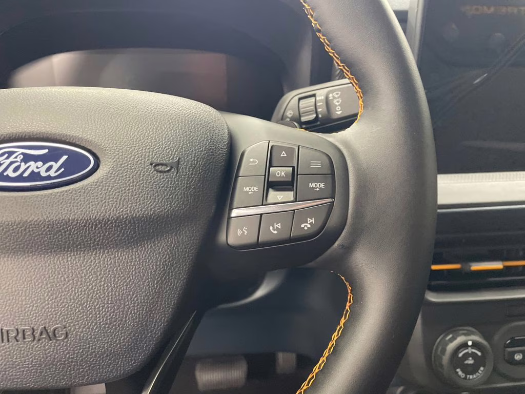 2025 SHADOW BLACK Ford Maverick Tremor AWD Truck