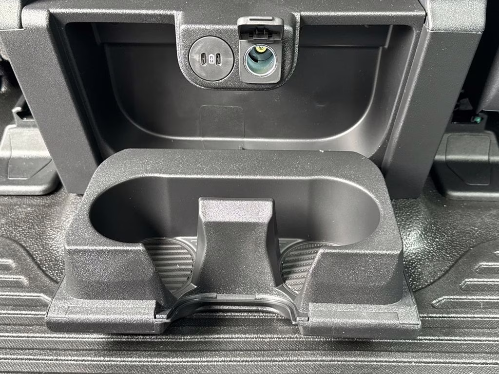 2025 Oxford White Ford Super Duty F-350 DRW XL RWD Chassis